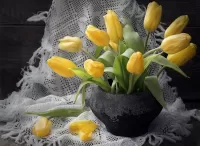 Jigsaw Puzzle Tulips in the pot