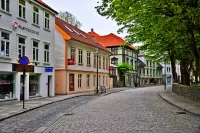 Слагалица A street in Stavanger