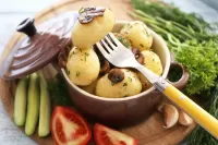 Слагалица Boiled potatoes