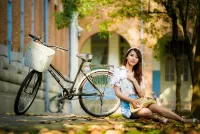 Jigsaw Puzzle Bike and girl