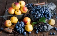Quebra-cabeça Grapes and nectarines