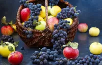 Jigsaw Puzzle Grapes and apples