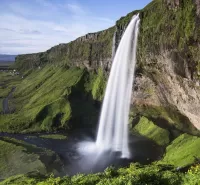 Rompecabezas Waterfall in Iceland
