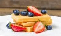 Rompecabezas Waffles with Berries