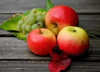 Quebra-cabeça Apples and grapes