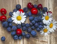 Jigsaw Puzzle Berries and chamomile