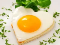 Bulmaca Fried egg with herbs 