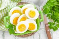 Jigsaw Puzzle Eggs and greens