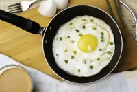 パズル The egg in the pan