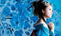 パズル Japanese woman in blue