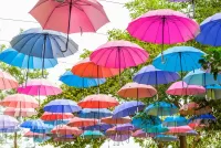 Слагалица Bright umbrellas
