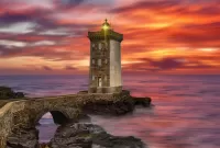 Bulmaca Kermorvan Lighthouse