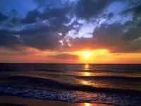 Zagadka Sunset above the sea