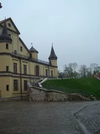 Пазл Замок Несвиж- дождь