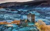 Jigsaw Puzzle Castle in the valley