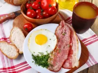 Zagadka Breakfast with bacon