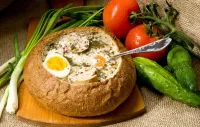 Zagadka Green soup and egg