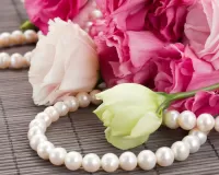 Слагалица Pearls and flowers