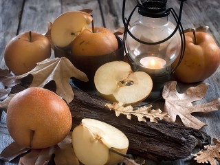 Пазл «Лампа и яблоки»