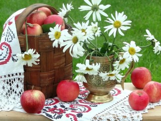 Пазл «Натюрморт с яблоками»