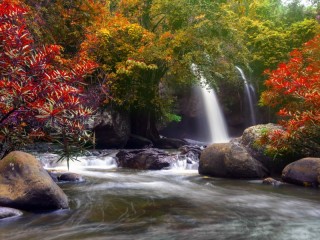 Пазл «Осенний водопад»